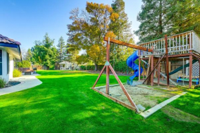 Family Home in Bakersfield with Zip Line